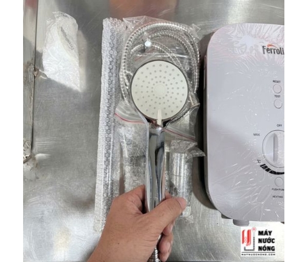 Máy nước nóng trực tiếp Ferroli DIVO SSN