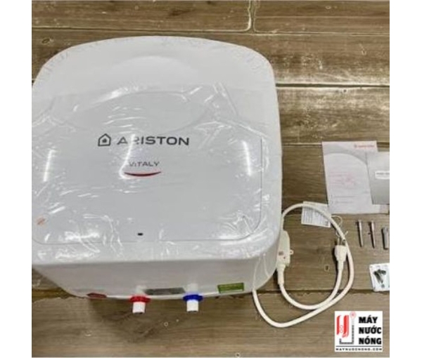 Máy nước nóng gián tiếp Ariston Vitaly 30L 2.5 FE
