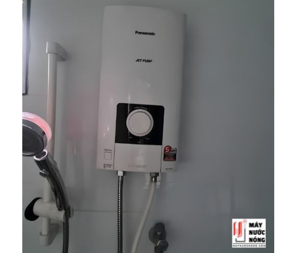 Máy nước nóng trực tiếp Panasonic DH-4NTP1VM có bơm