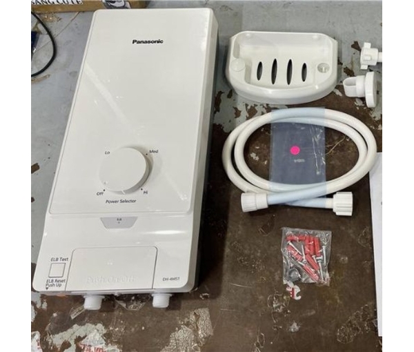 Máy nước nóng trực tiếp Panasonic DH-4MP1VW có bơm