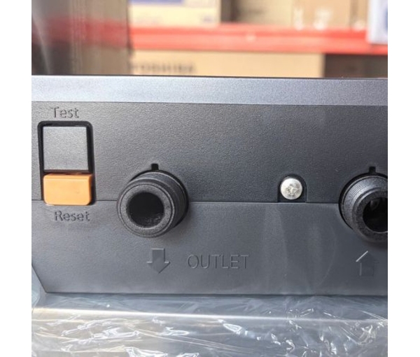 Máy nước nóng trực tiếp Panasonic DH-4UDP1VZ có bơm