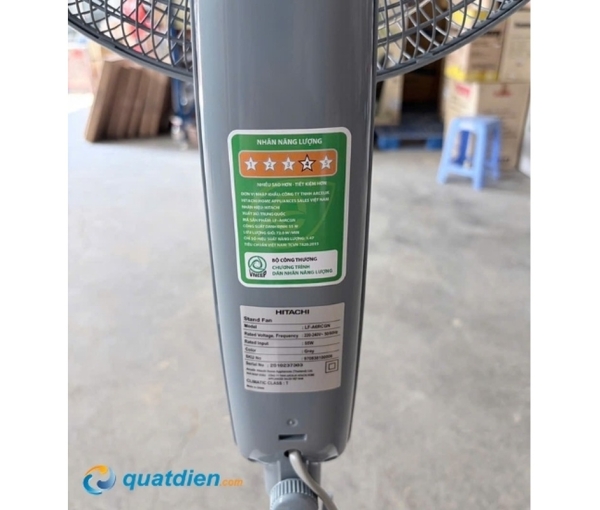 Quạt đứng Hitachi LF-A6RCGN có remote