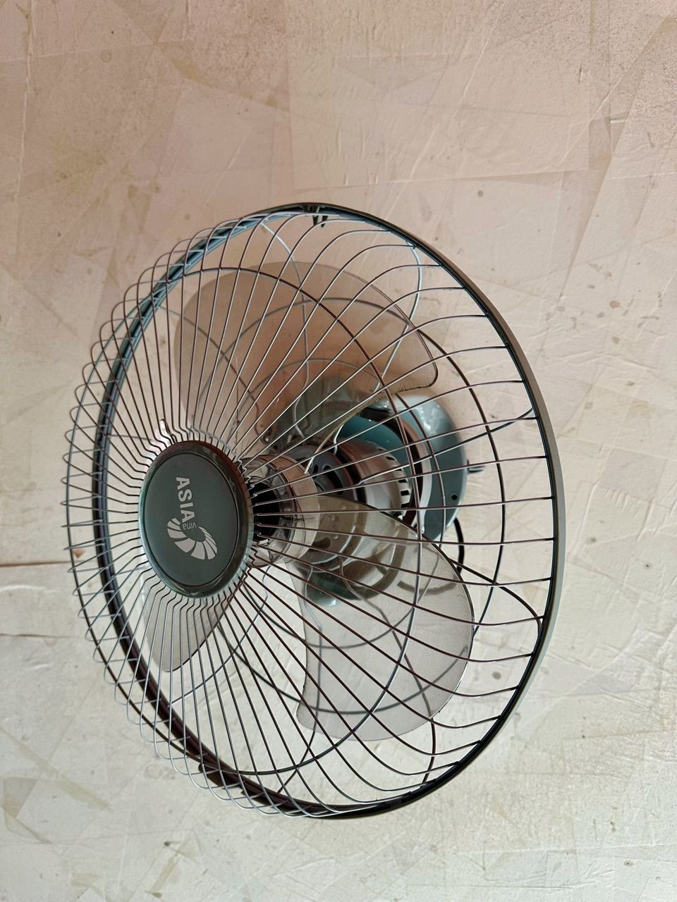 Ảnh review Quạt đảo trần Asian X16001 có hộp điều khiển, 3 cấp gió từ khách hàng 1