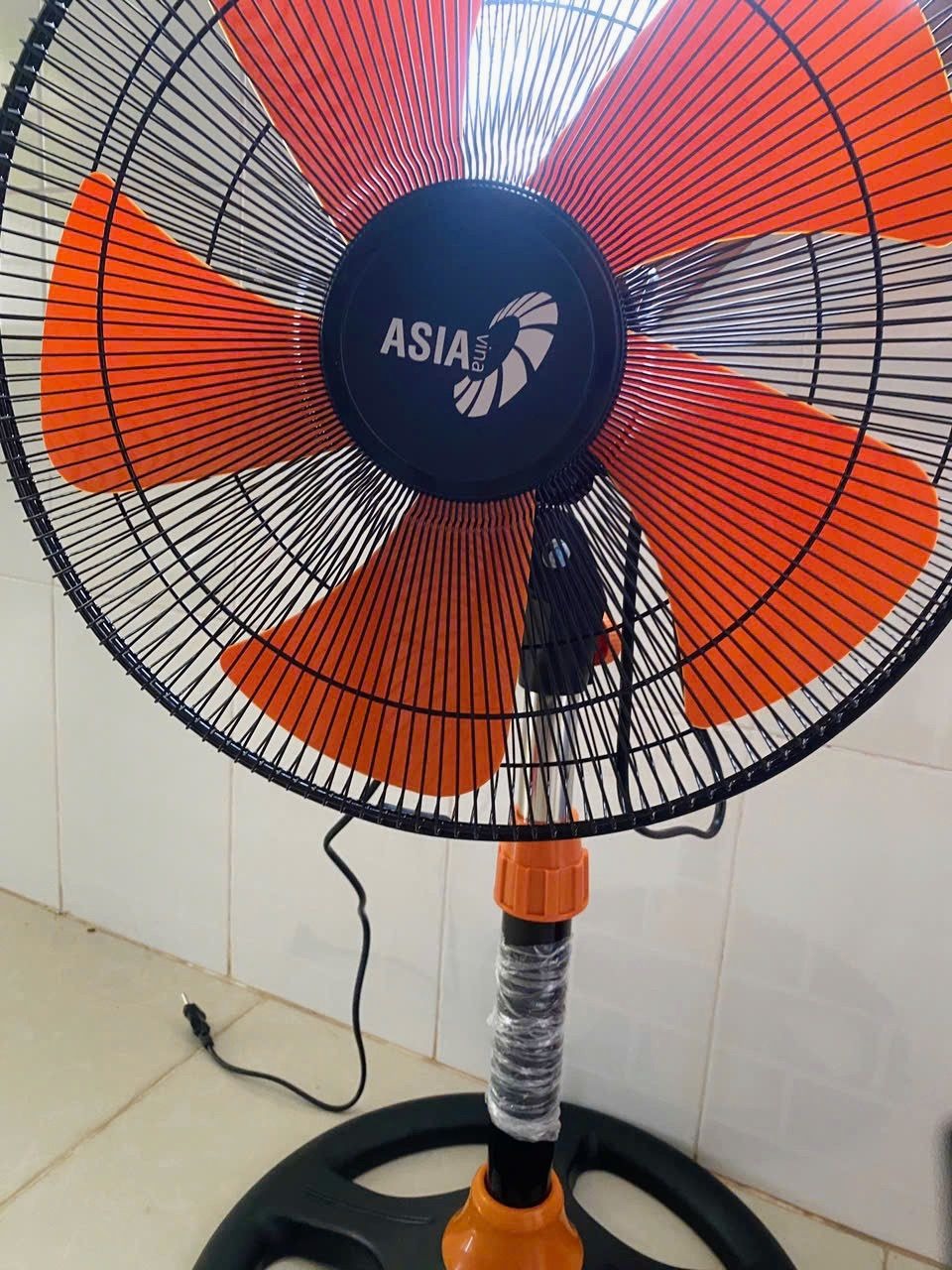 Ảnh review Quạt lửng Asia Turbo Plus VY638891 từ khách hàng 3