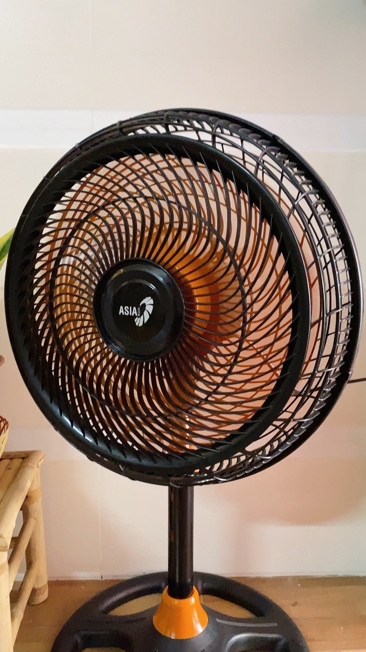 Ảnh review Quạt lửng Asia Turbo Plus VY638891 từ khách hàng 4