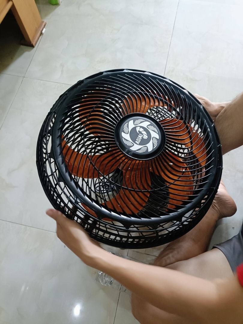 Ảnh review Quạt treo tường Asia Turbo Plus VY637892 từ khách hàng 4